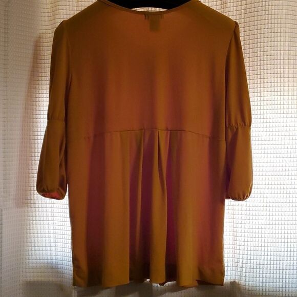 JESSI L woman blouses - Picture 6 of 6